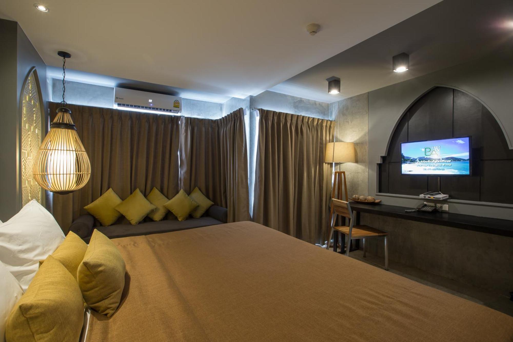 Patong Signature Boutique Hotel Ngoại thất bức ảnh